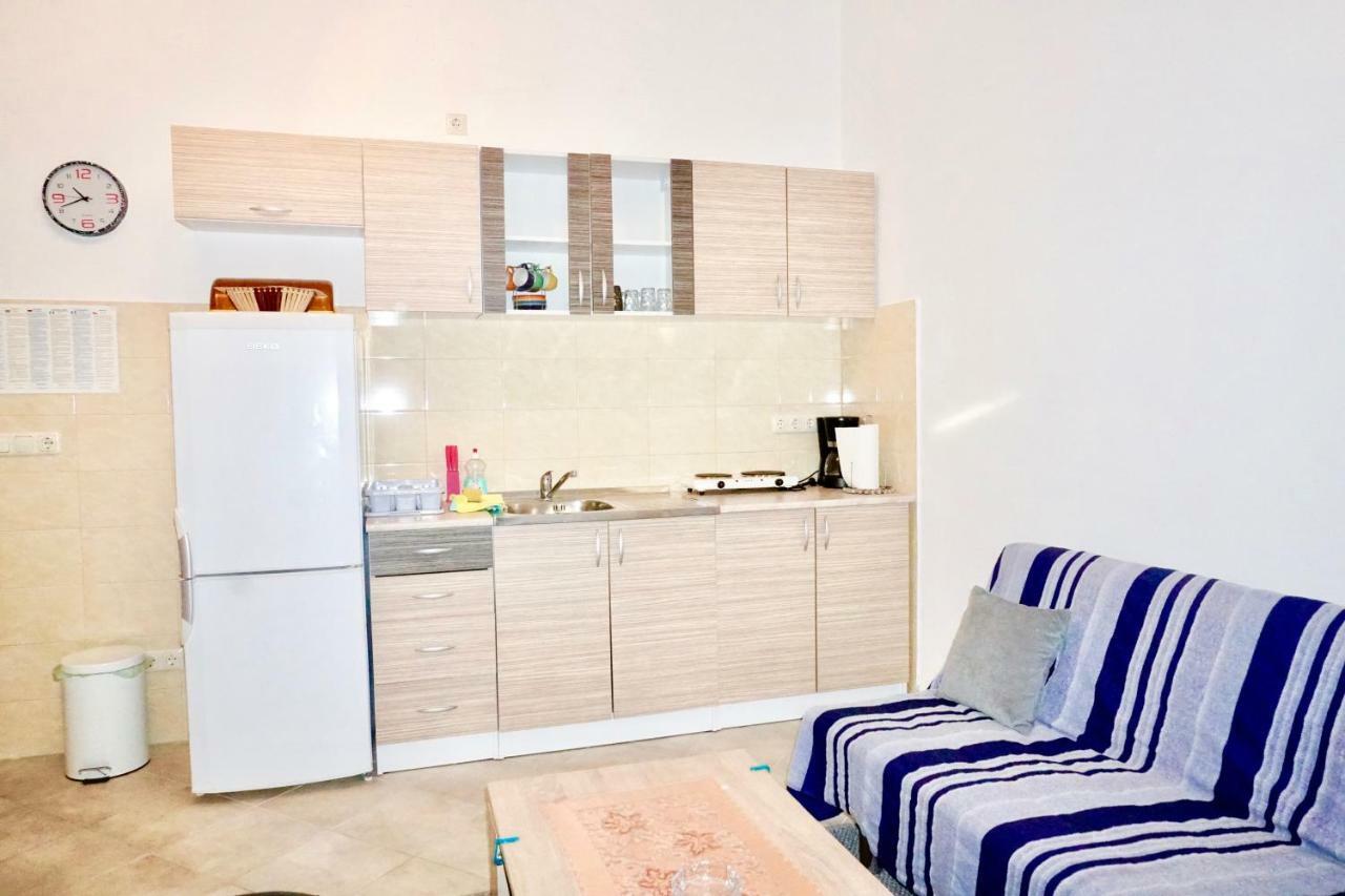 Rosette Apartment Seget Vranjica Exterior photo